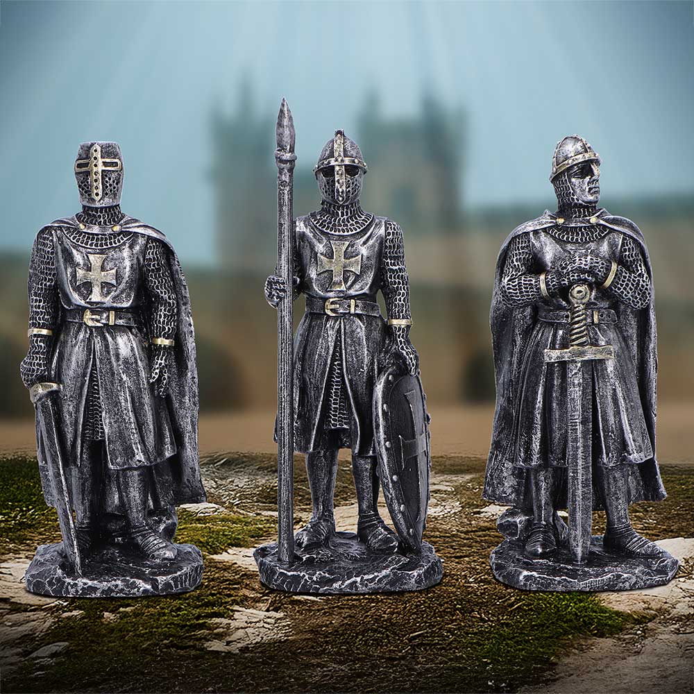 Knights of the Realm Figurine Set  Legendary Medieval Valor